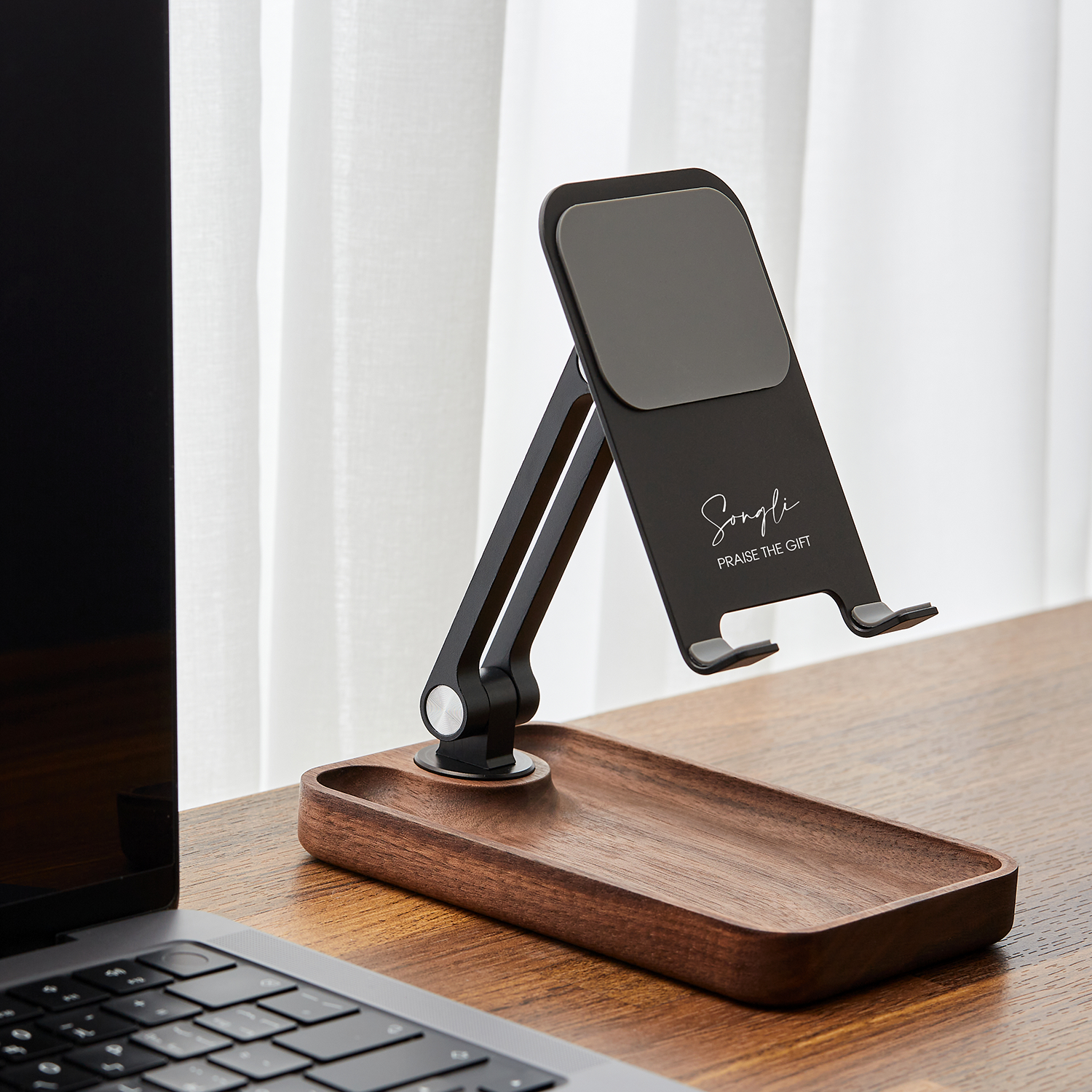 原木手機支架座禮盒|客製化鐫刻|航太鋁合金|實木置物盤|質感設計