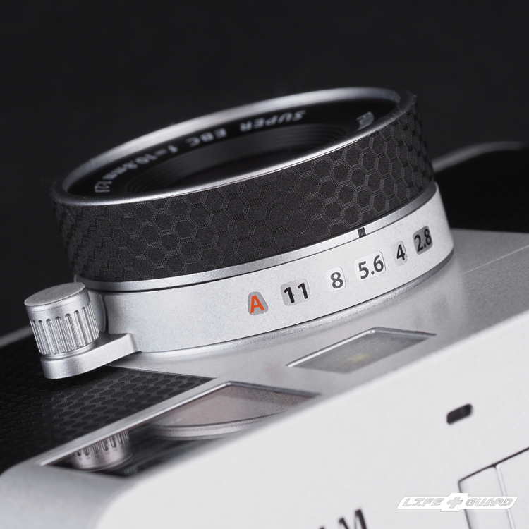 FUJIFILM X-HF1 X half 貼膜質感特寫，LIFE+GUARD 專機專屬設計開版