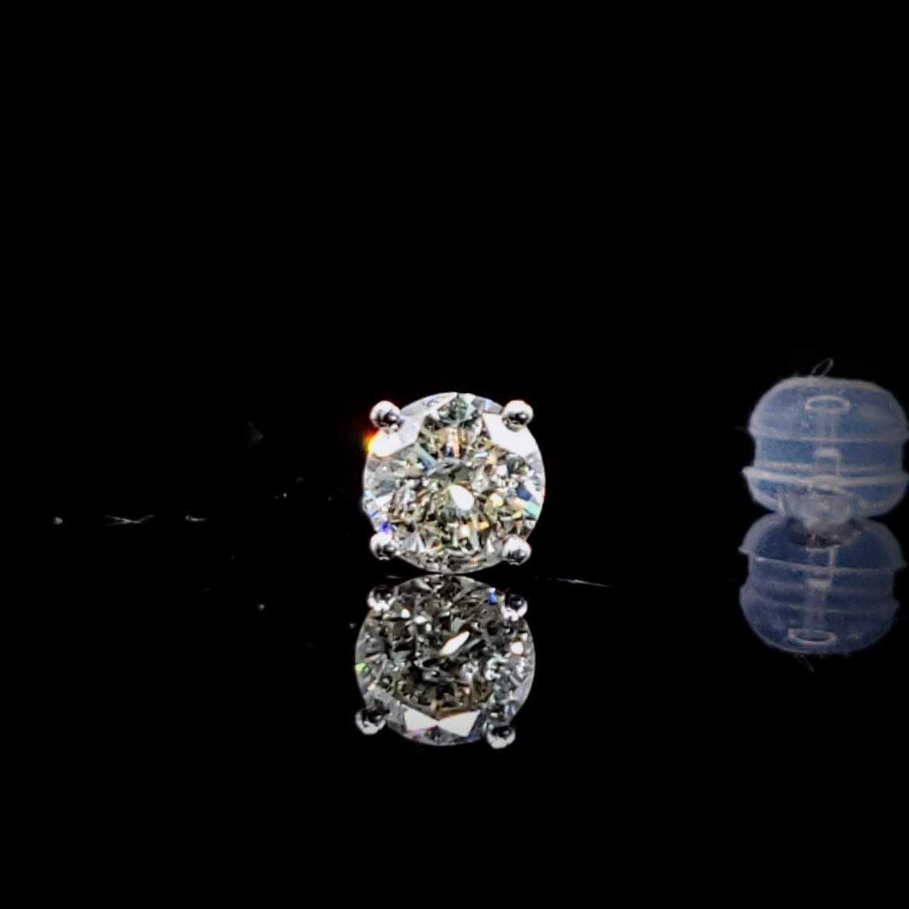 18K White Gold 0.38ct Diamond Single Earring