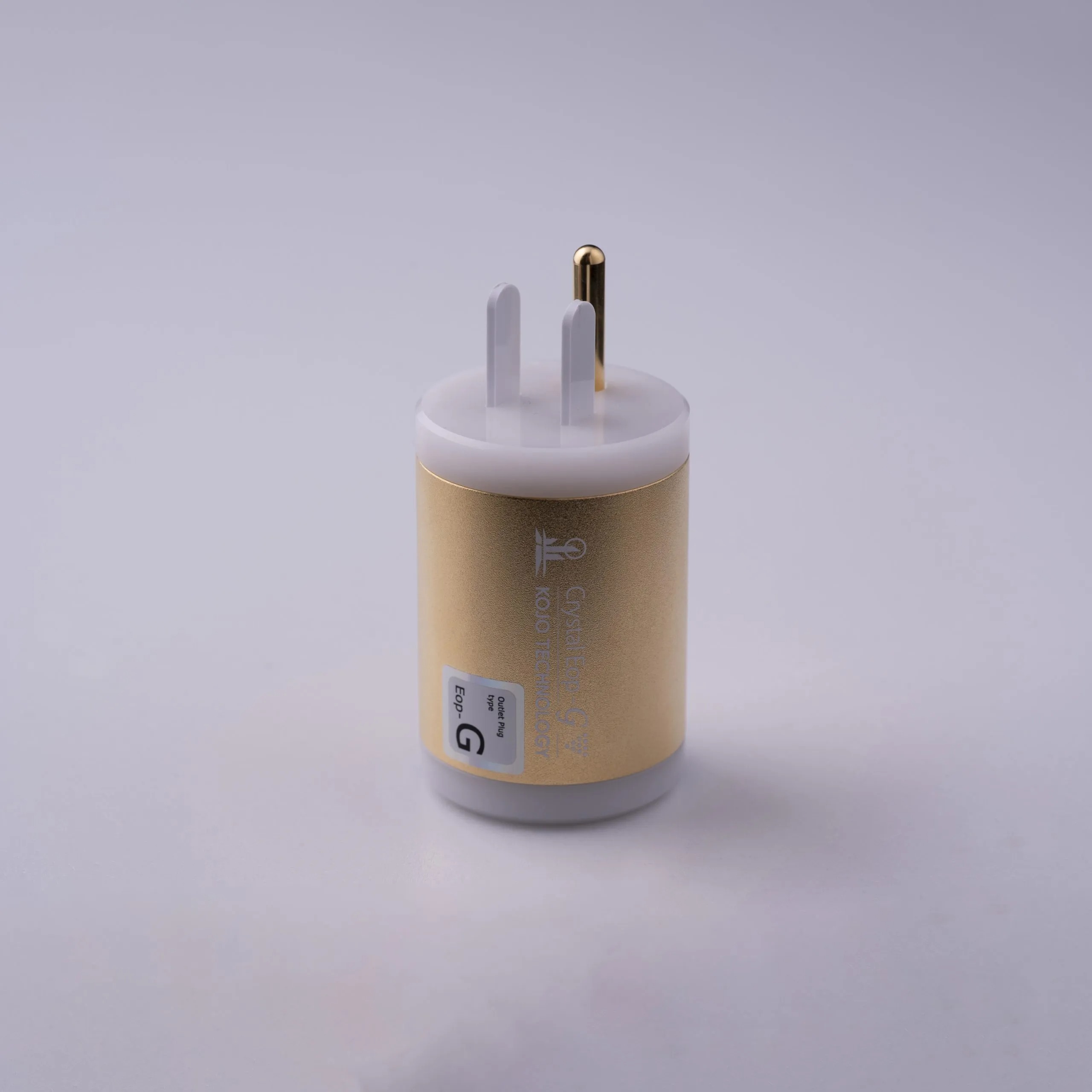 KOJO Technology Crystal Eop-G 電源插頭型地盒 [美式]