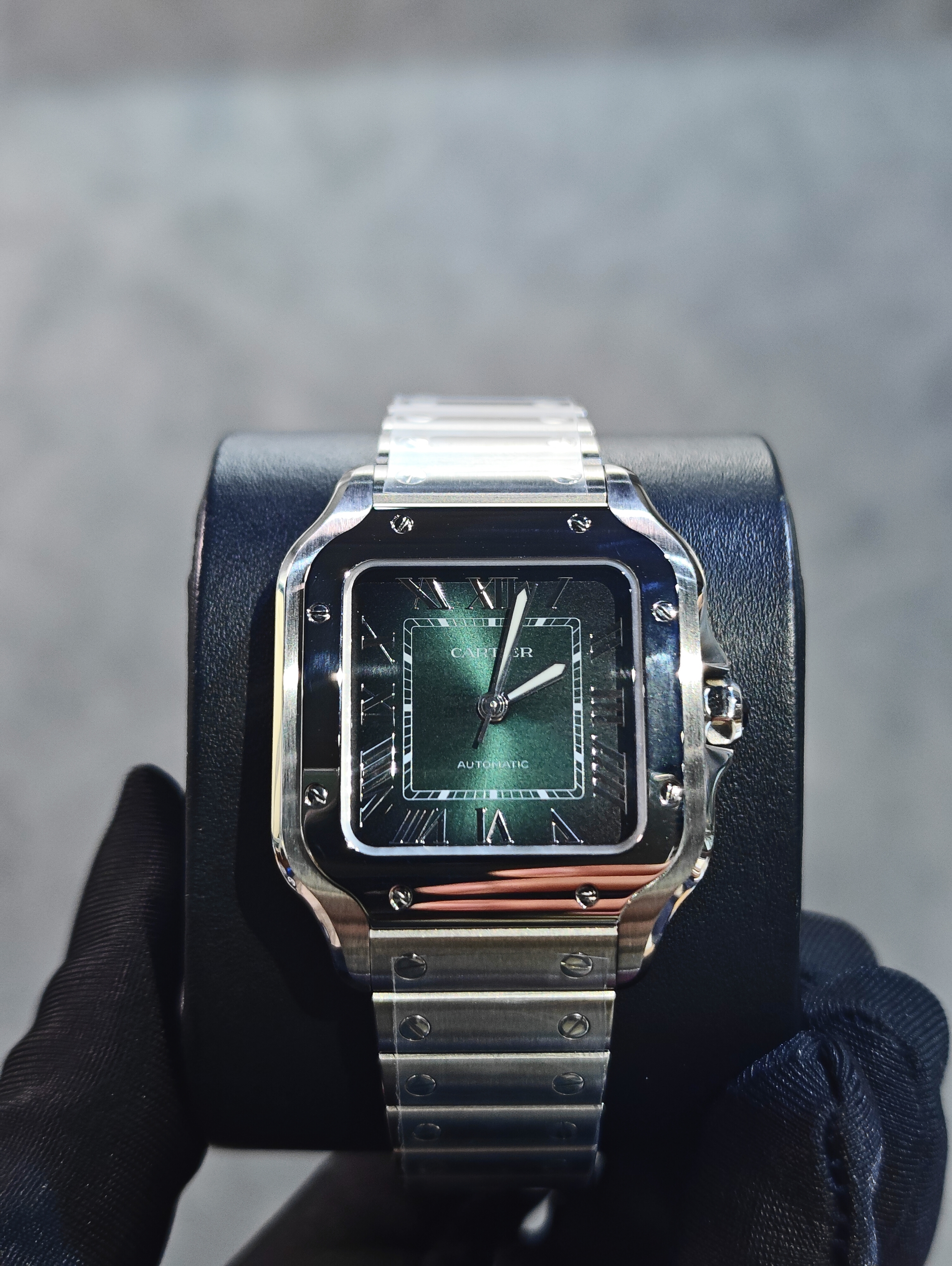 BRAND NEW CARTIER WSSA0061 GREEN DIAL SANTOS DE 35 MM MEDIUM MODEL AUTOMATIC MOVEMENT STEEL INTERCHANGEABLE METAL AND LEATHER BRACELETS