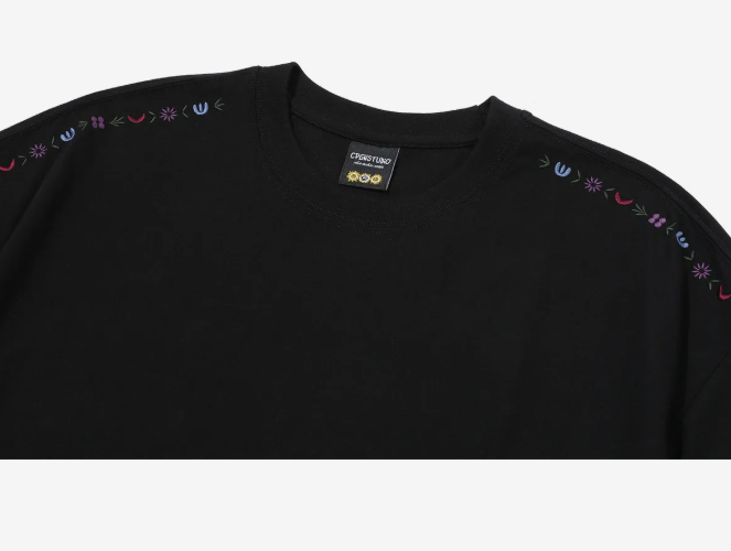 CPGN STUDIO / 肩部鏽花圖案短袖T恤 / 黑色 / JUL25