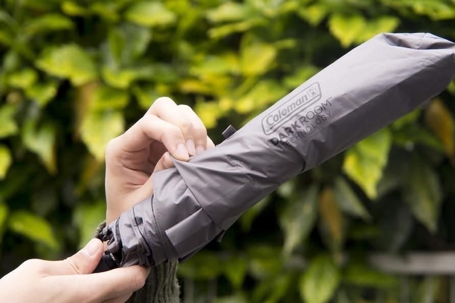 日本Lawson x Coleman DARKROOM TECHNOLOGY 折疊傘