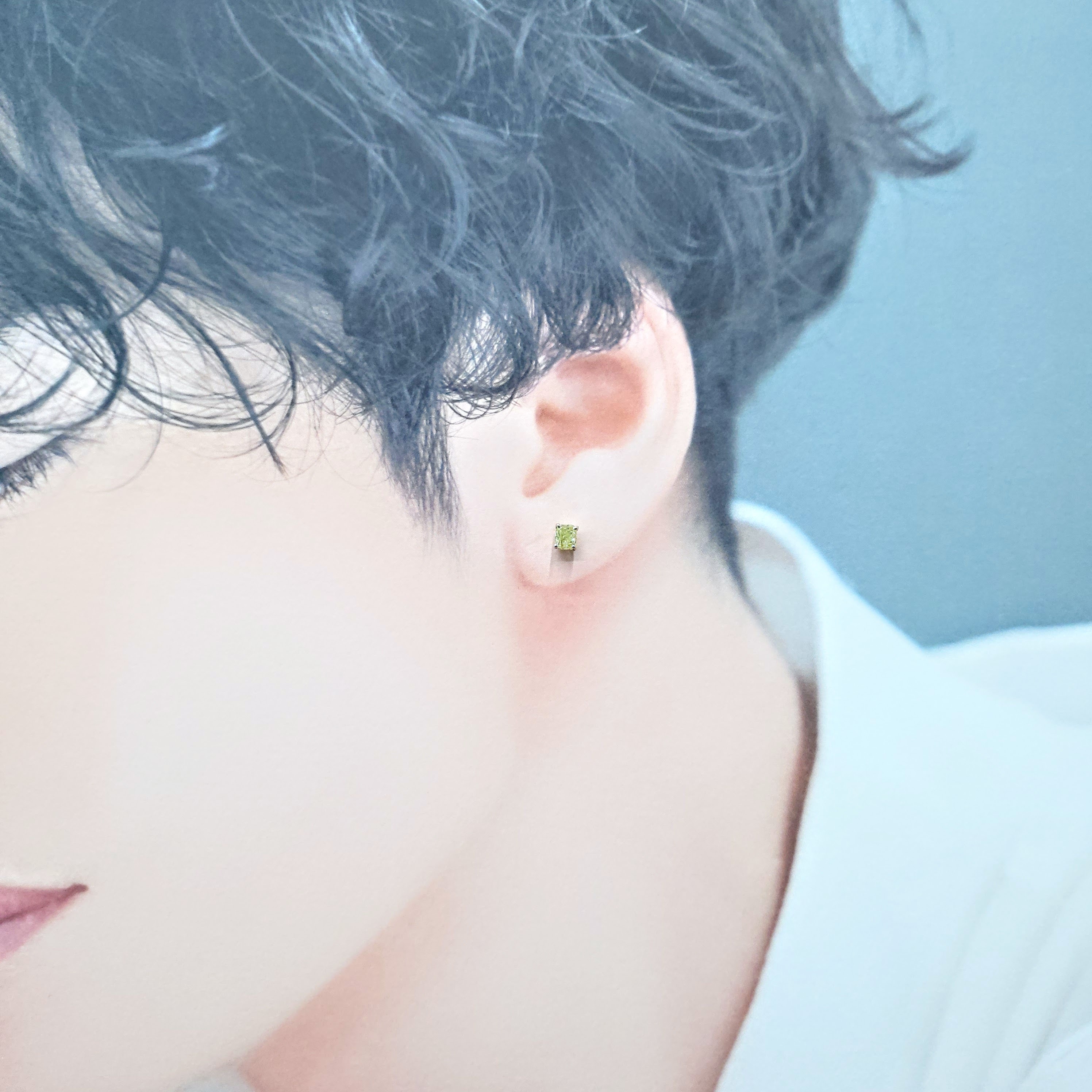 18K White Gold 0.52ct Fancy Yellow Cushion Cut Diamond Single Earring