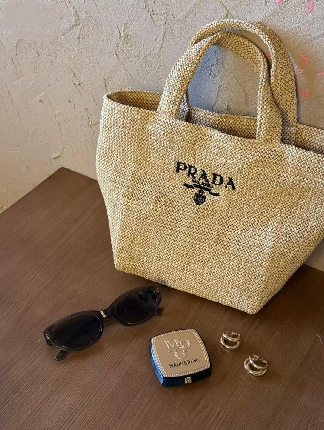 PRADA MILANO VIP 贈品夏日草編袋