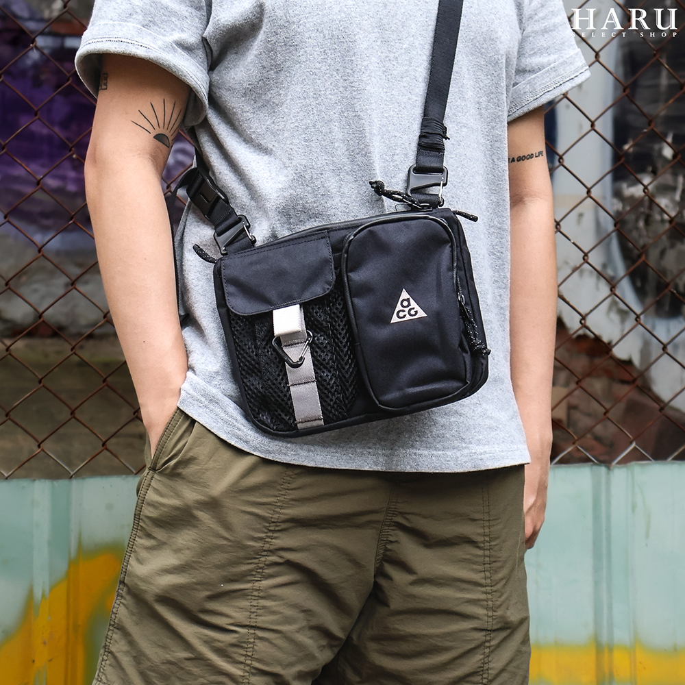 NIKE ACG DAYMAX CROSSBODY 黑色 工裝 肩背包 內夾層側背包 小包 HJ8180-010