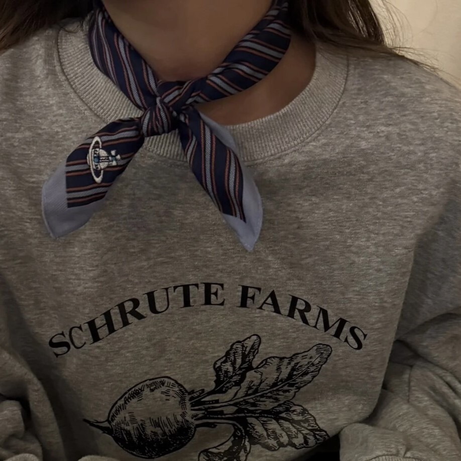 <最後現貨> Vivienne Westwood 日本限定🪐小方巾