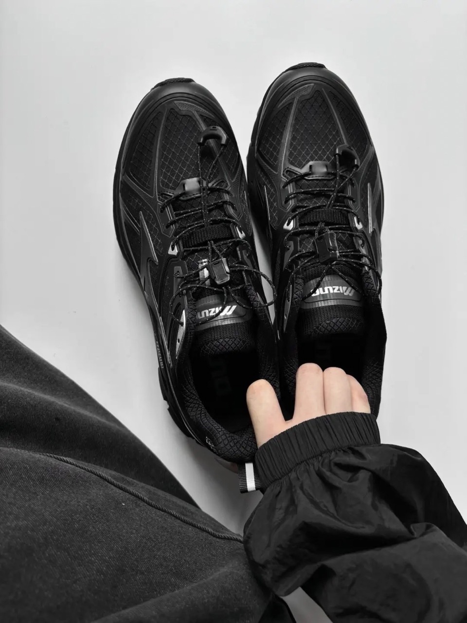 MIZUNO HALO MIX TL 防潑水 緩震 耐磨 機能性 黑灰 全黑 快繫鞋帶扣 男女鞋 D1GH251201 / 預購