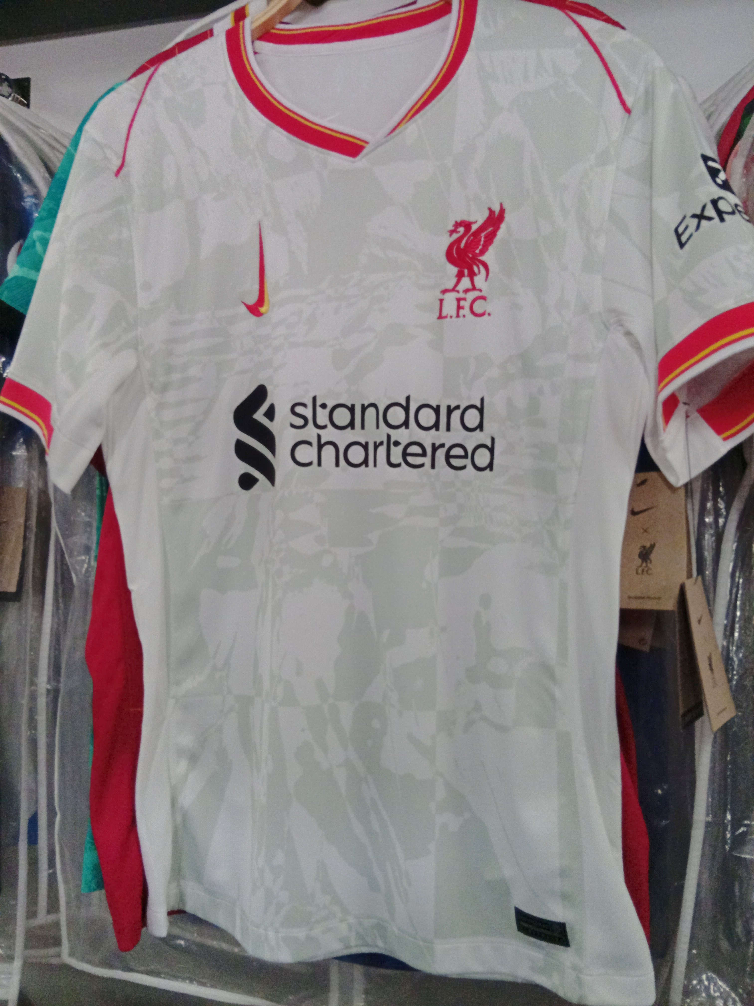 24-25利物浦二客球迷版球衣