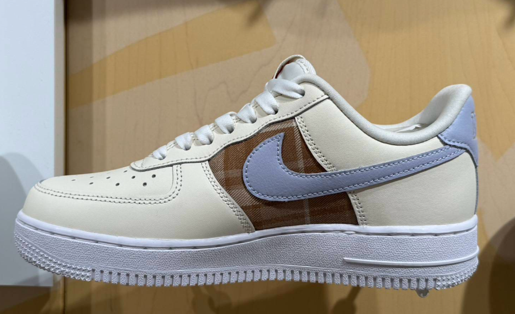 NIKE / 女款 AIR FORCE 1 07 / JUL14