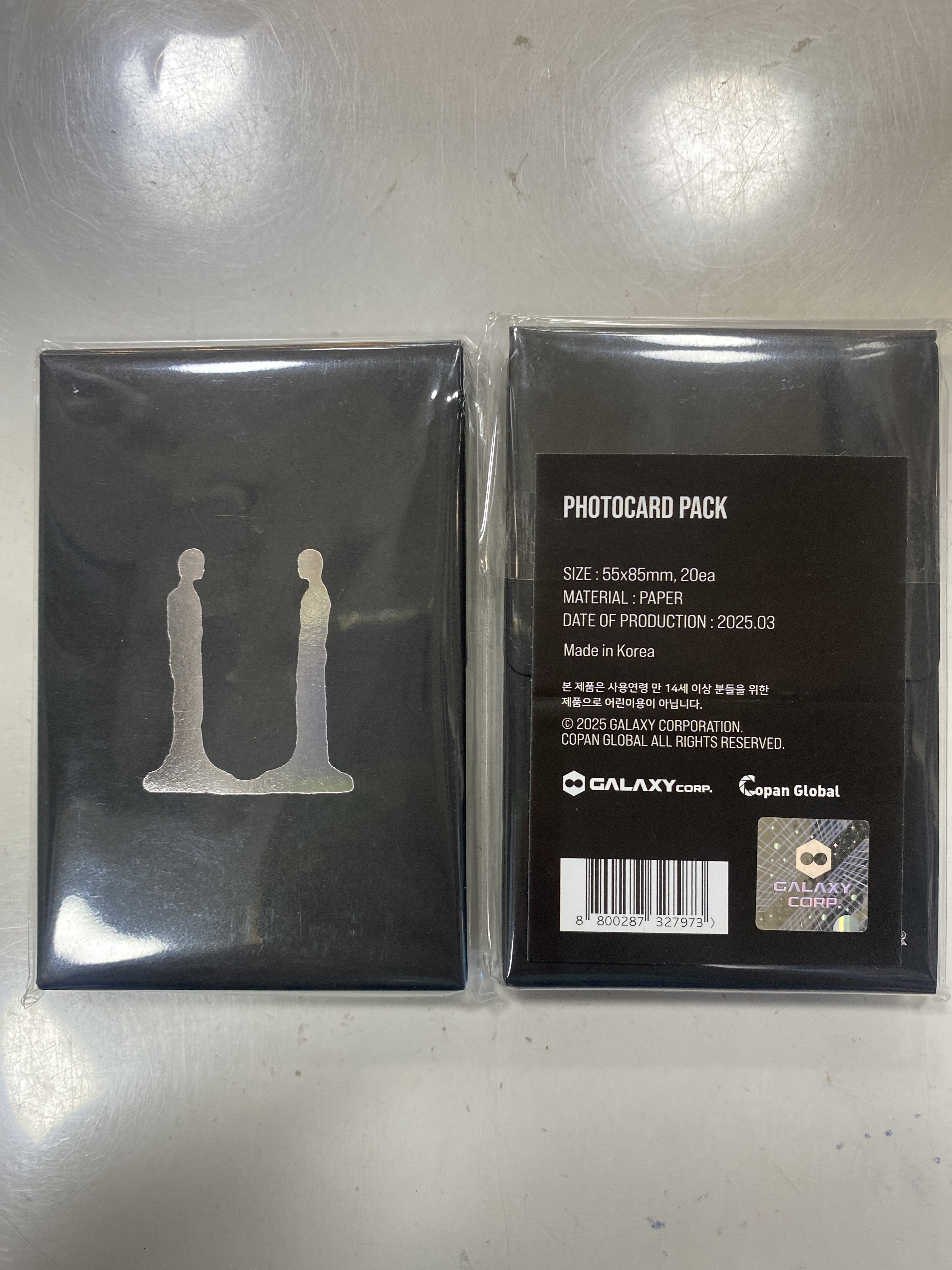 GD Ubermensch photo card set