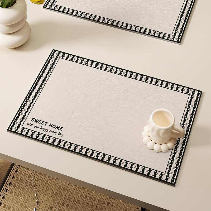 《6114》簡約風皮革餐墊