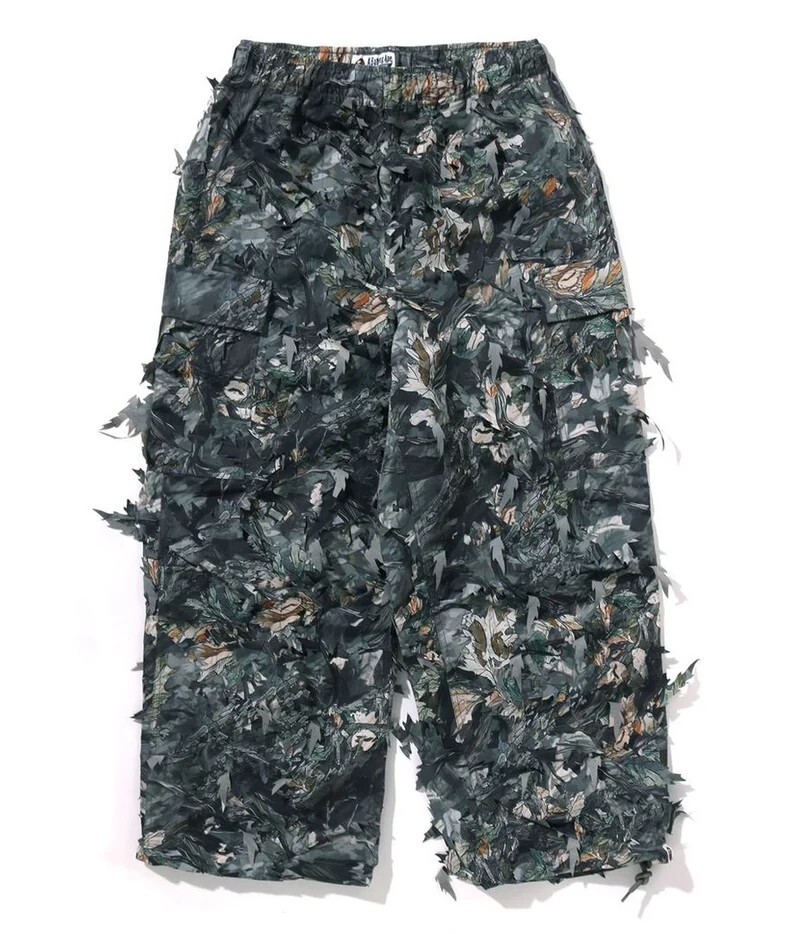 -(B4c04)-A BATHING APE TREE EDGE CAMO LASER CUT RELAXED FIT MILITARY PANTS 吉利服 寬鬆軍褲 樹邊迷彩-1L80152304
