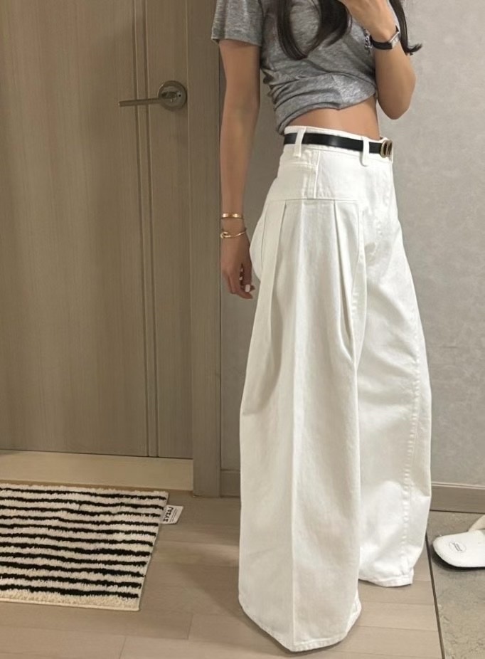 設計款白色牛仔寬褲