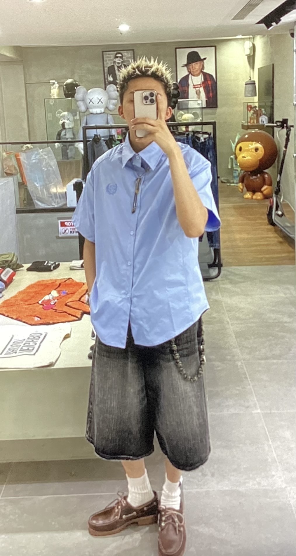 學院風刺繡短襯衫