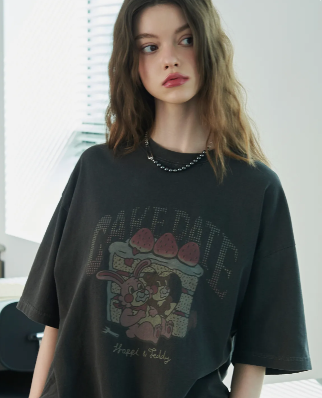 CPGN STUDIO / 蛋糕兔子短袖T恤 / 煙燻黑 /  JUL25