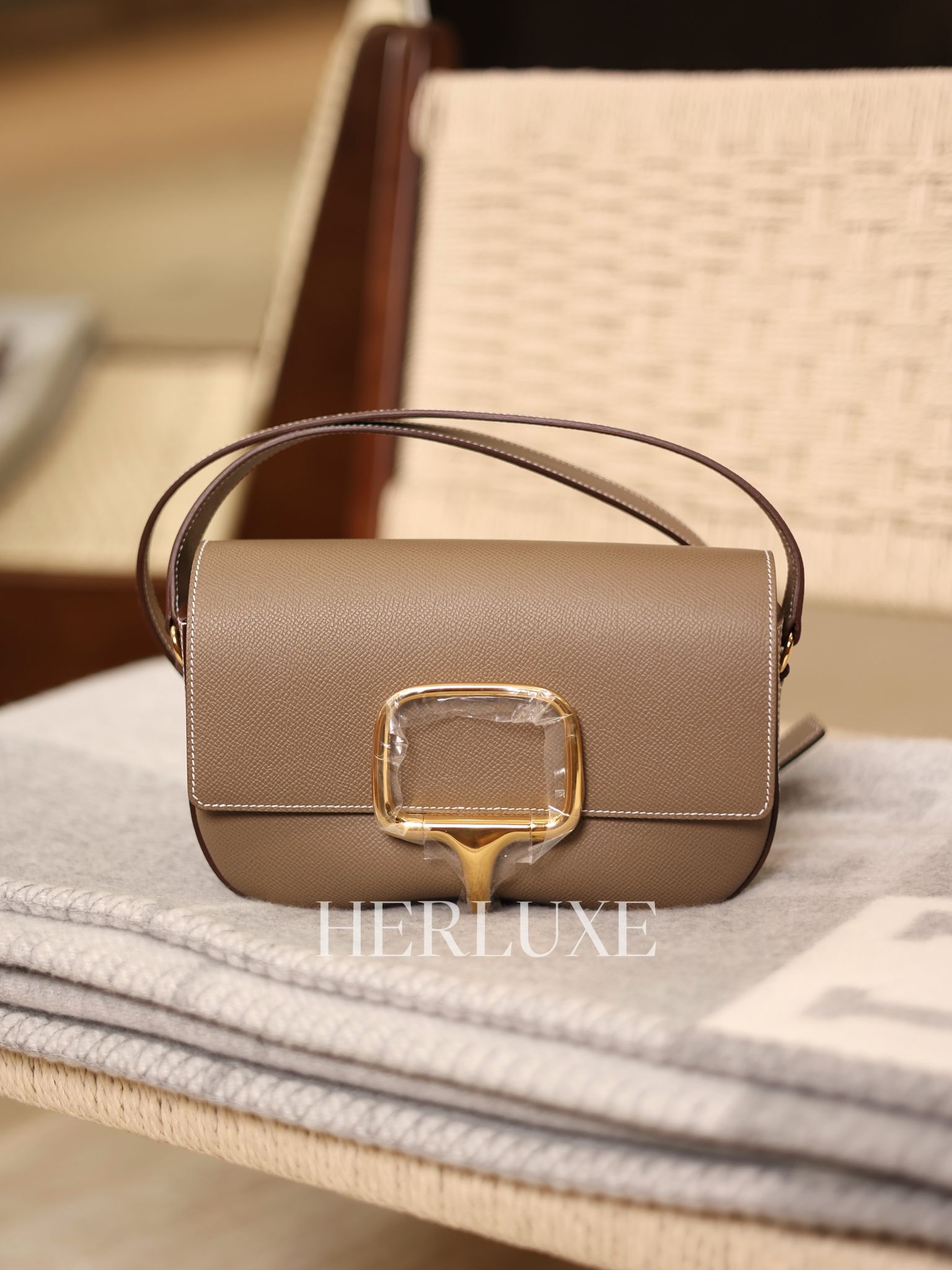 Della elan 18 etoupe cc epsom k