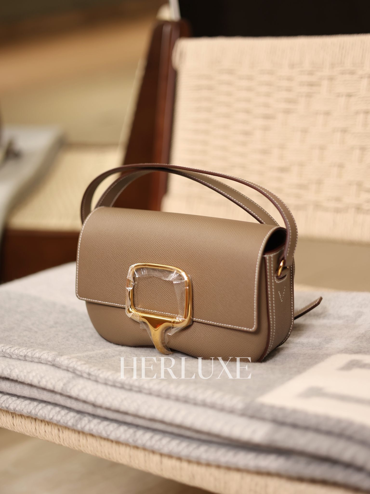 Della elan 18 etoupe cc epsom k