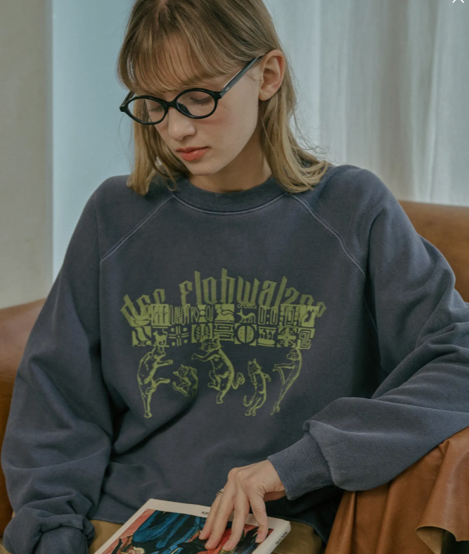 CPGN STUDIO 跳華爾滋圖案上衣 / 深藍色 /  JUL25