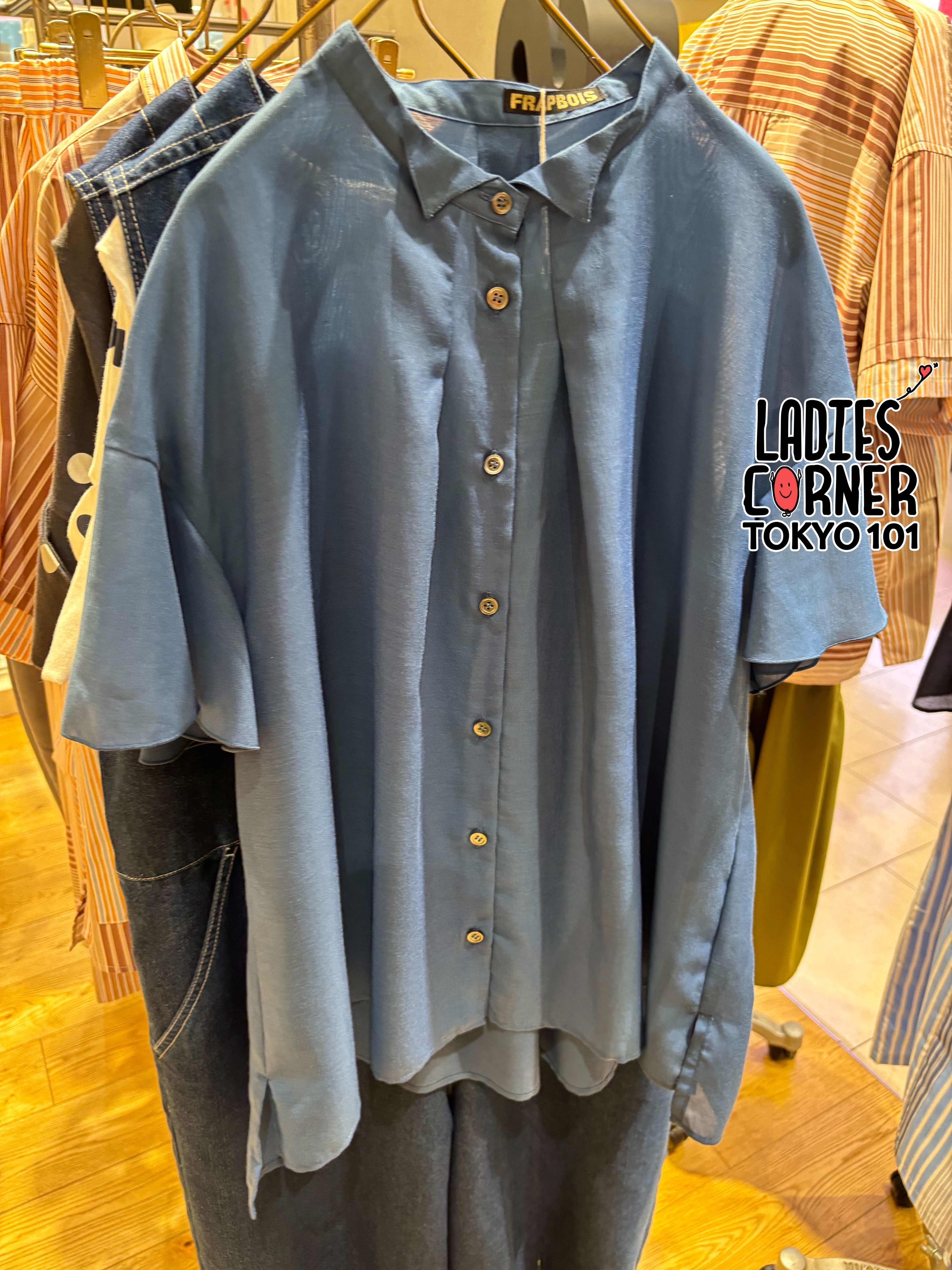 Frapbois  Boiled tuck blouse