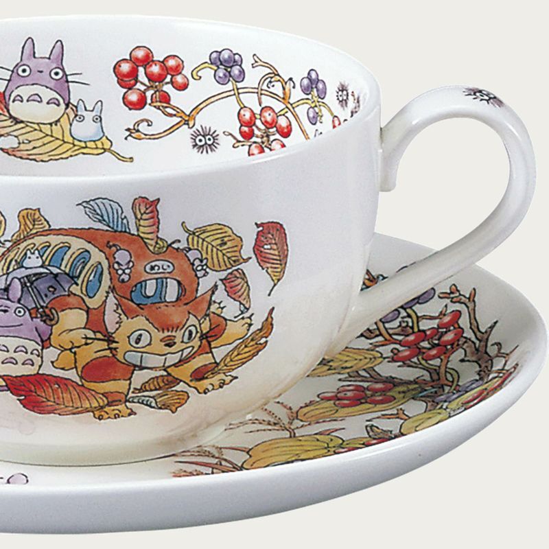 Noritake 茶杯和茶托 龍貓 菝葜