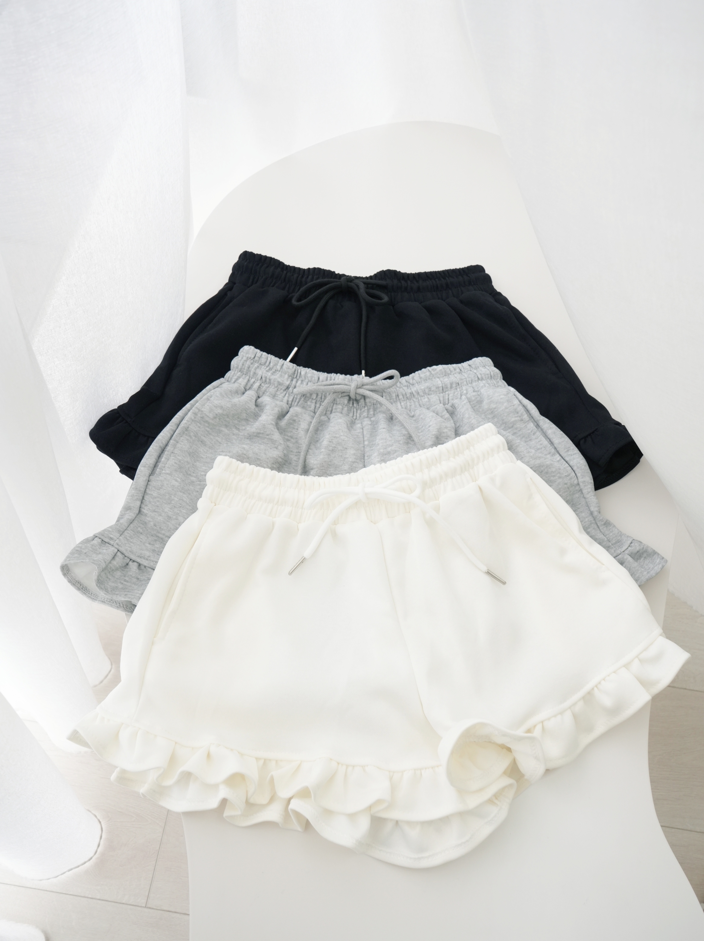 法朵Fado shop｜荷葉邊抽繩短褲 270B014 （S-L可穿）三色