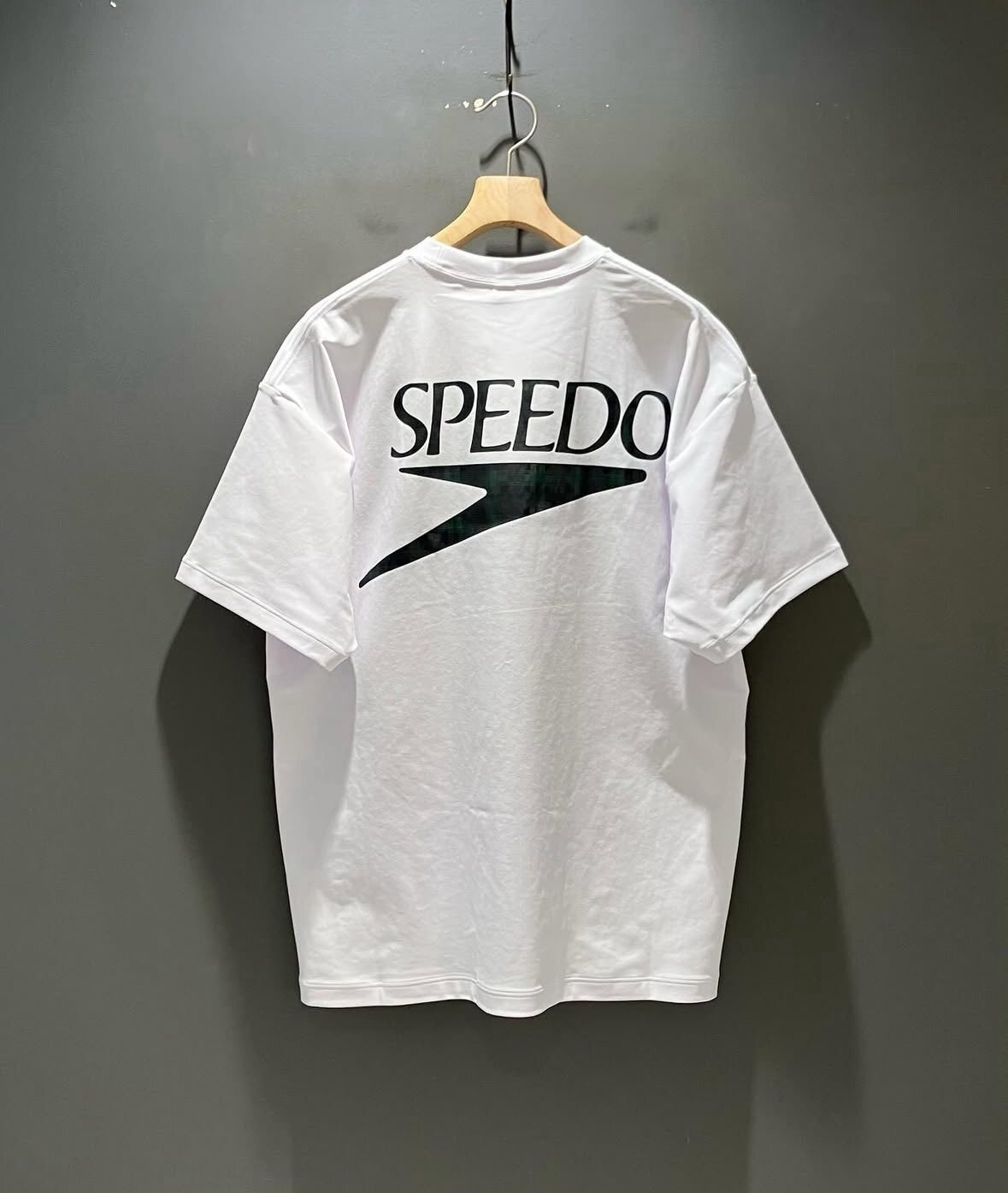 日本 BEAMS × Speedo｜限定聯名 Rash Tee