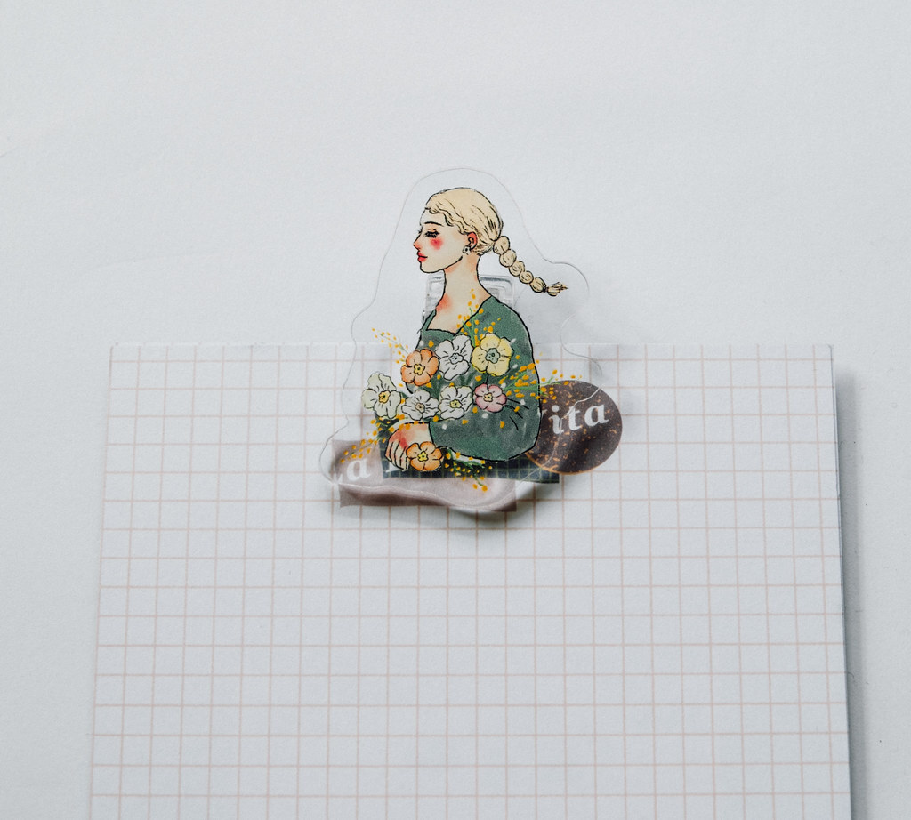 La Dolce Vita Acrylic clips - We are moving forward happily series