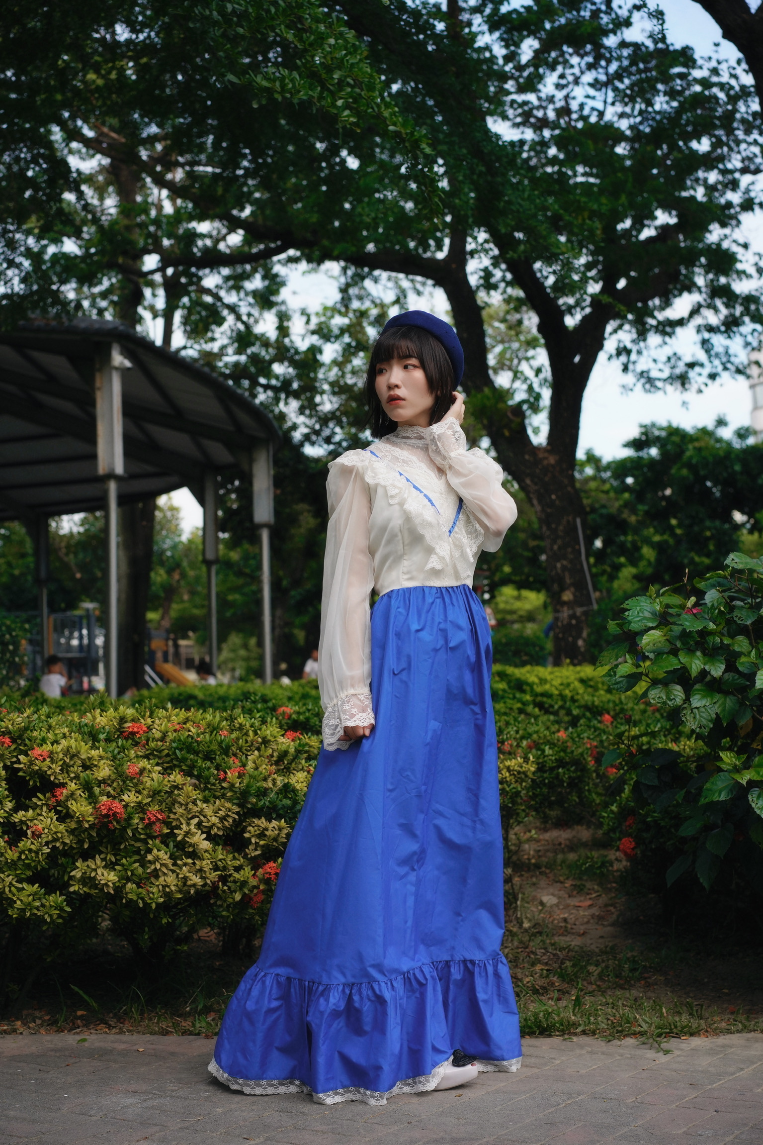 Vintage Dress/古著高領蕾絲長版禮服（藍）