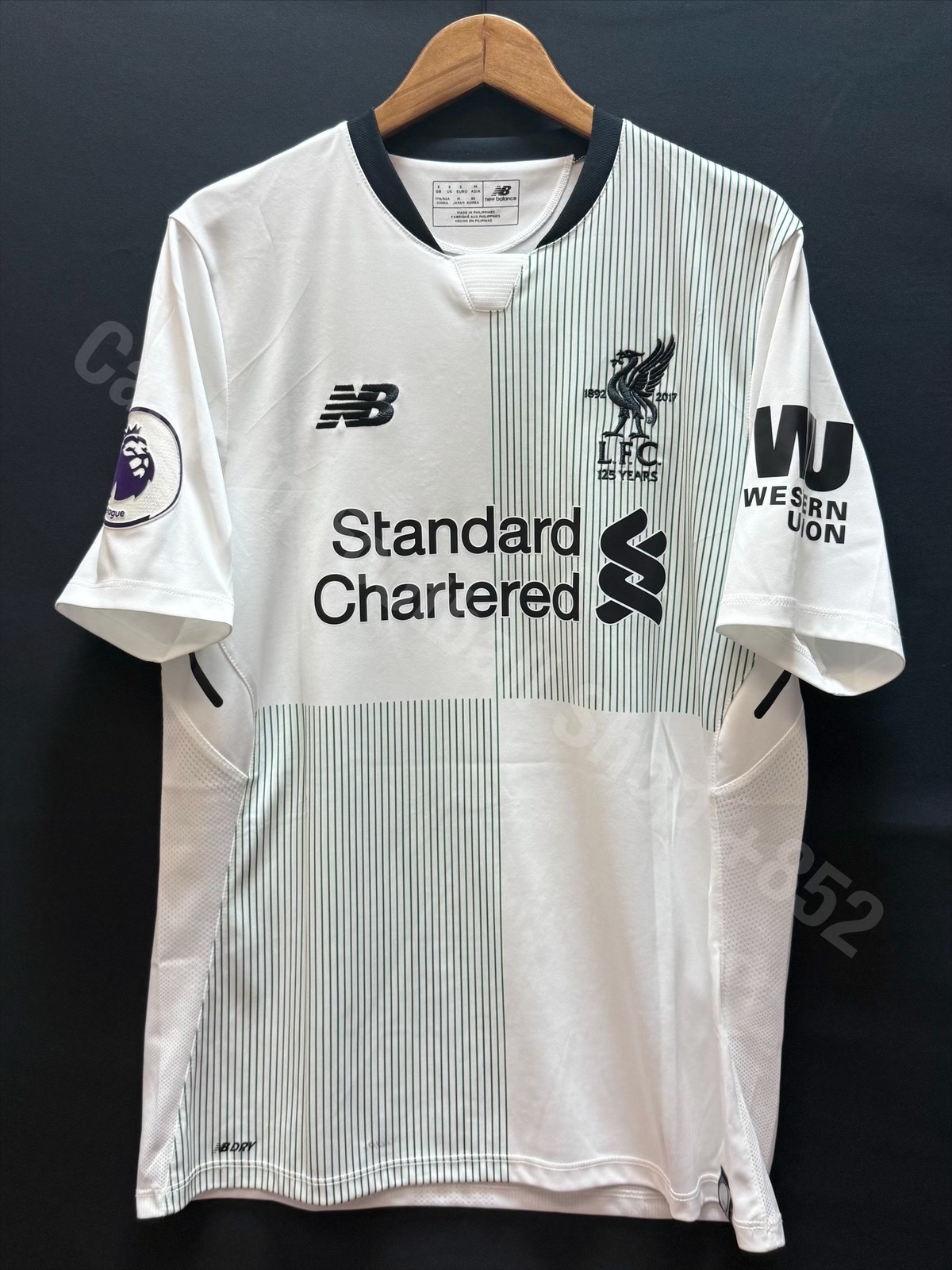 Liverpool 2017-2018 New Balance Away Shirt #9 FIRMINO