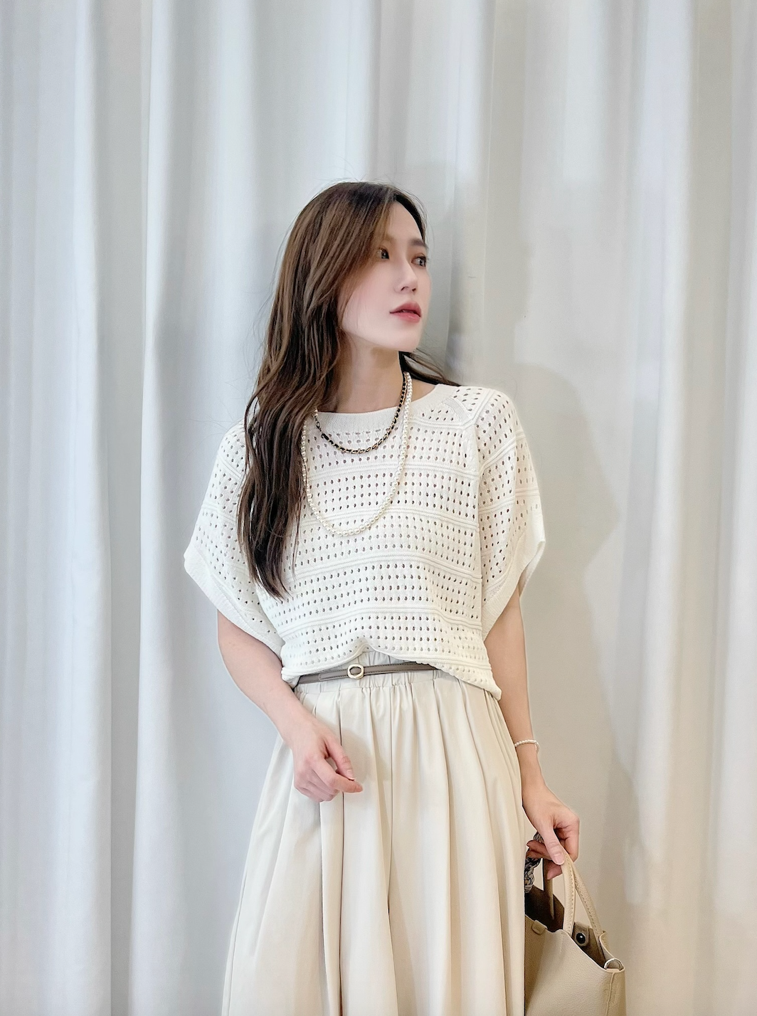 飛鼠袖洞洞針織上衣