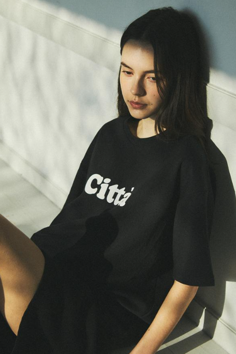 Città Signature Logo Overfit Tee(黑色)