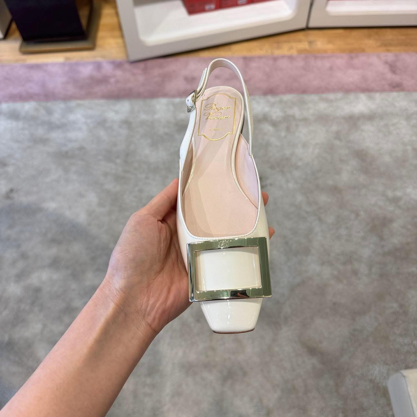 Roger Vivier RV trompette slingback flats patent white