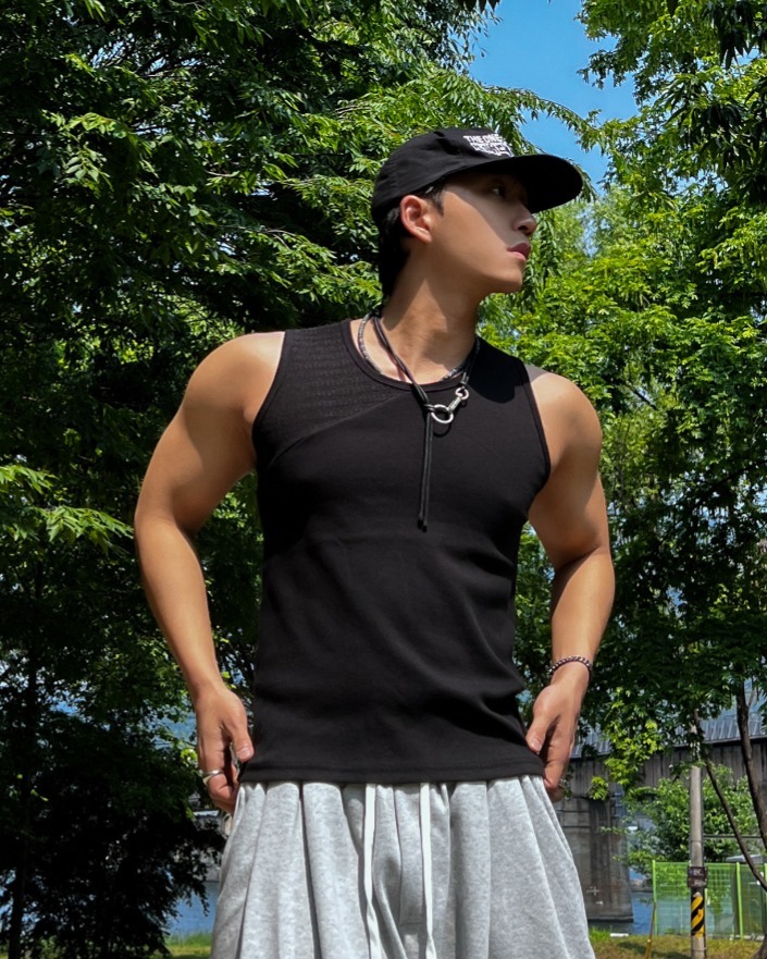 Kaiser 拼色肌肉貼合背心