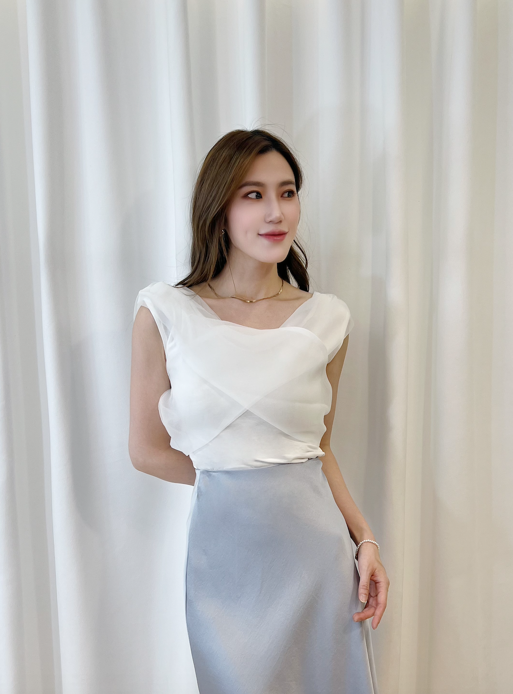 夢幻交叉軟紗上衣