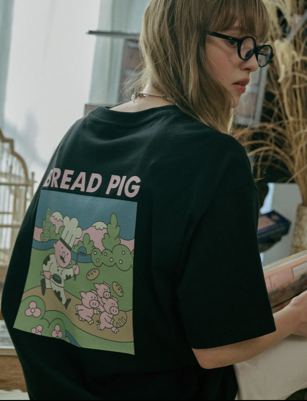 CPGN STUDIO / Bread Pig 圖案短袖T恤 / 黑色 /  JUL25