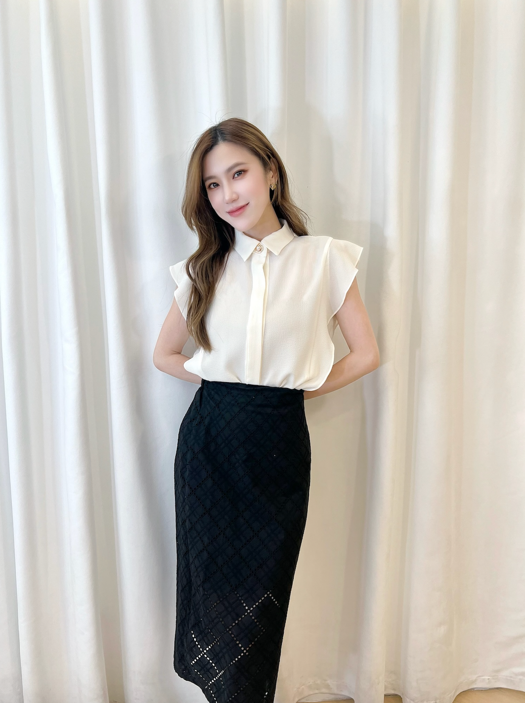 簍空蕾絲合身窄裙