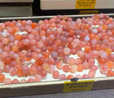 250712 - B36 12mm++鹽源瑪瑙水蜜桃迴紋珠雕刻手串