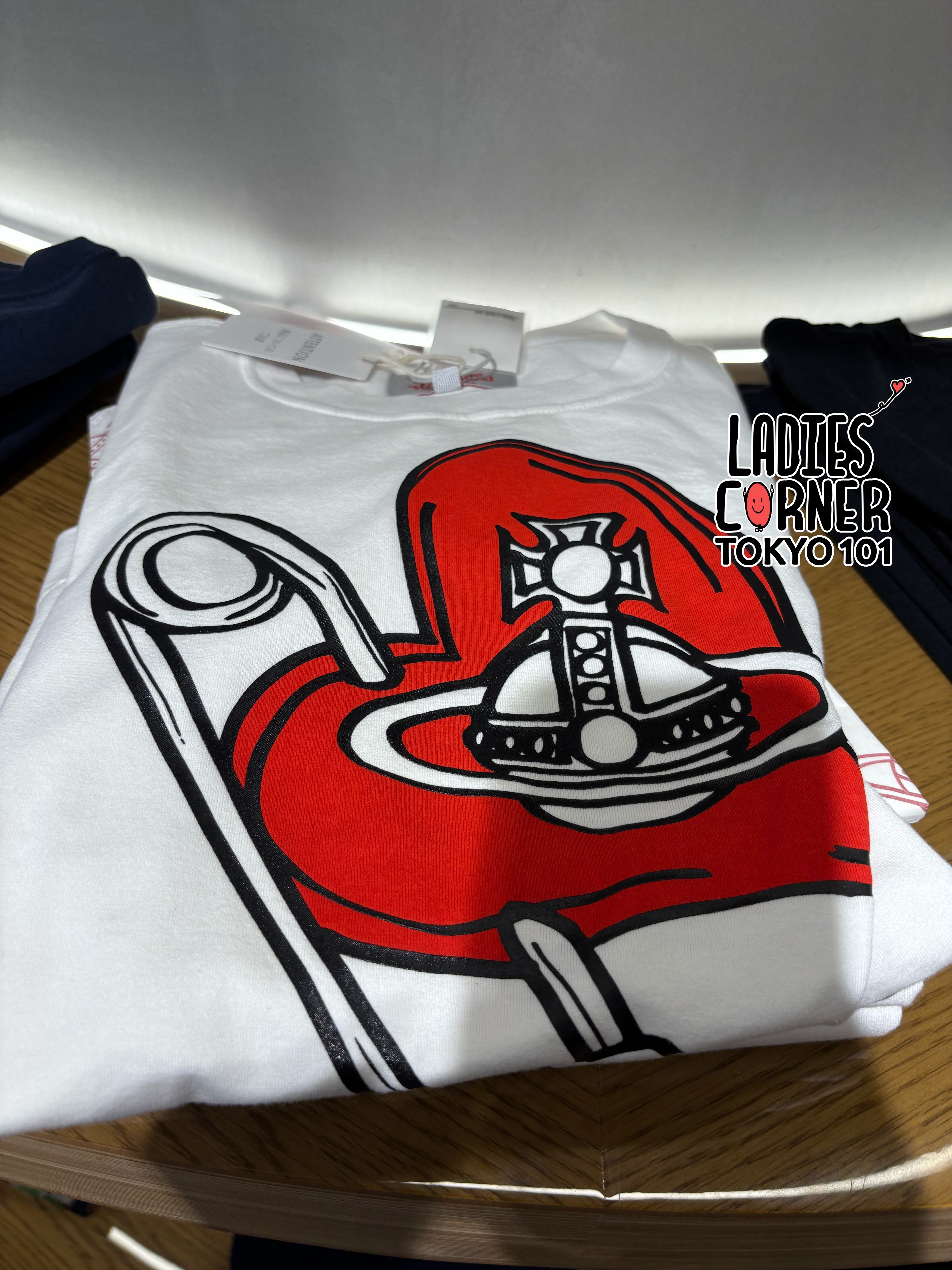 Vivienne Westwood SAFETY PIN HEART PRINT Tee (Red Label)