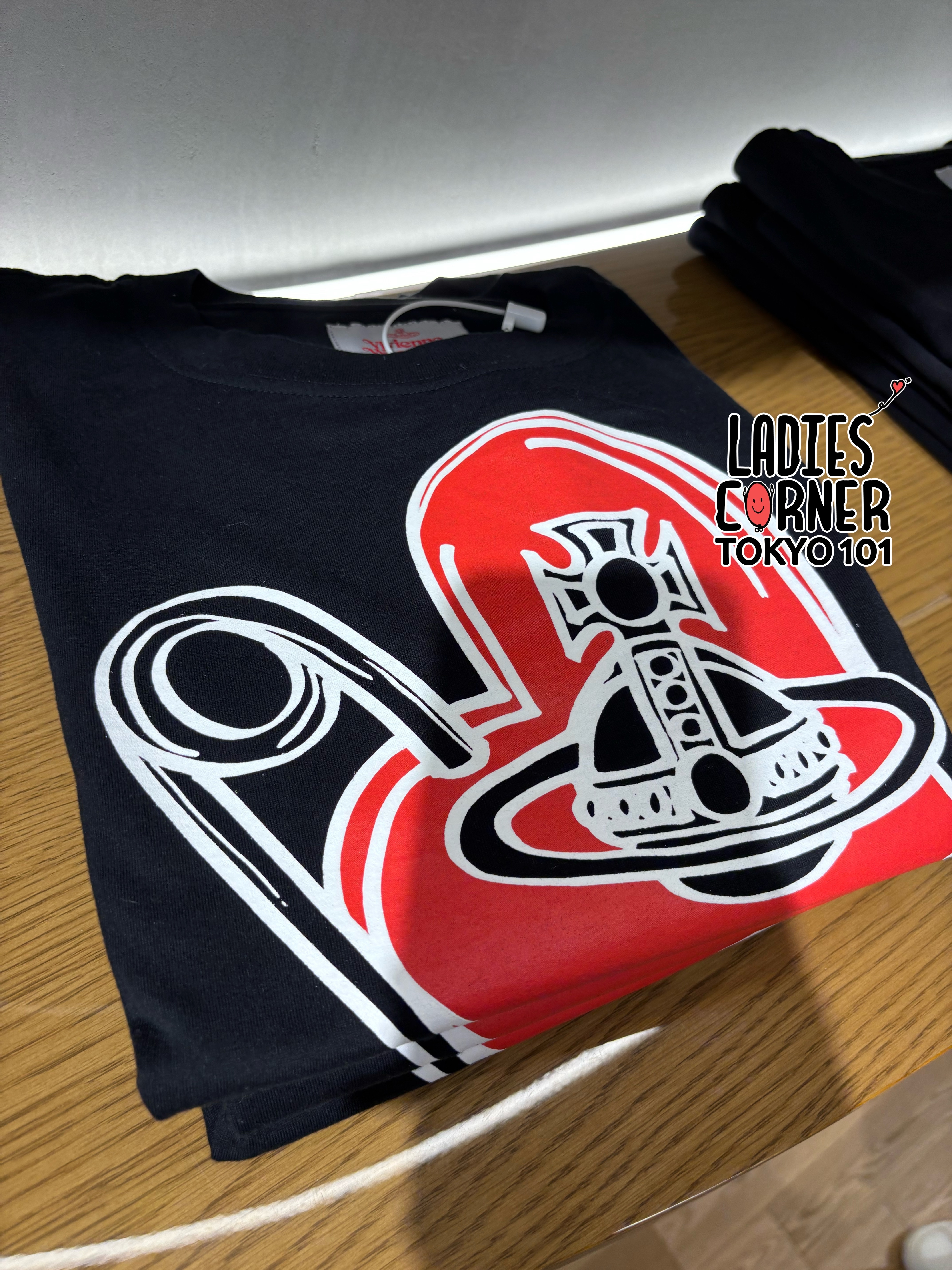 Vivienne Westwood SAFETY PIN HEART PRINT Tee (Red Label)