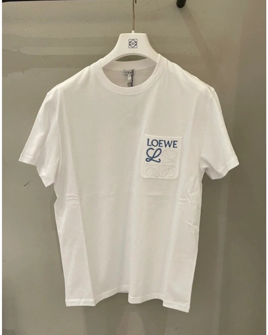 LOEWE 白色併藍刺繡字母Tee