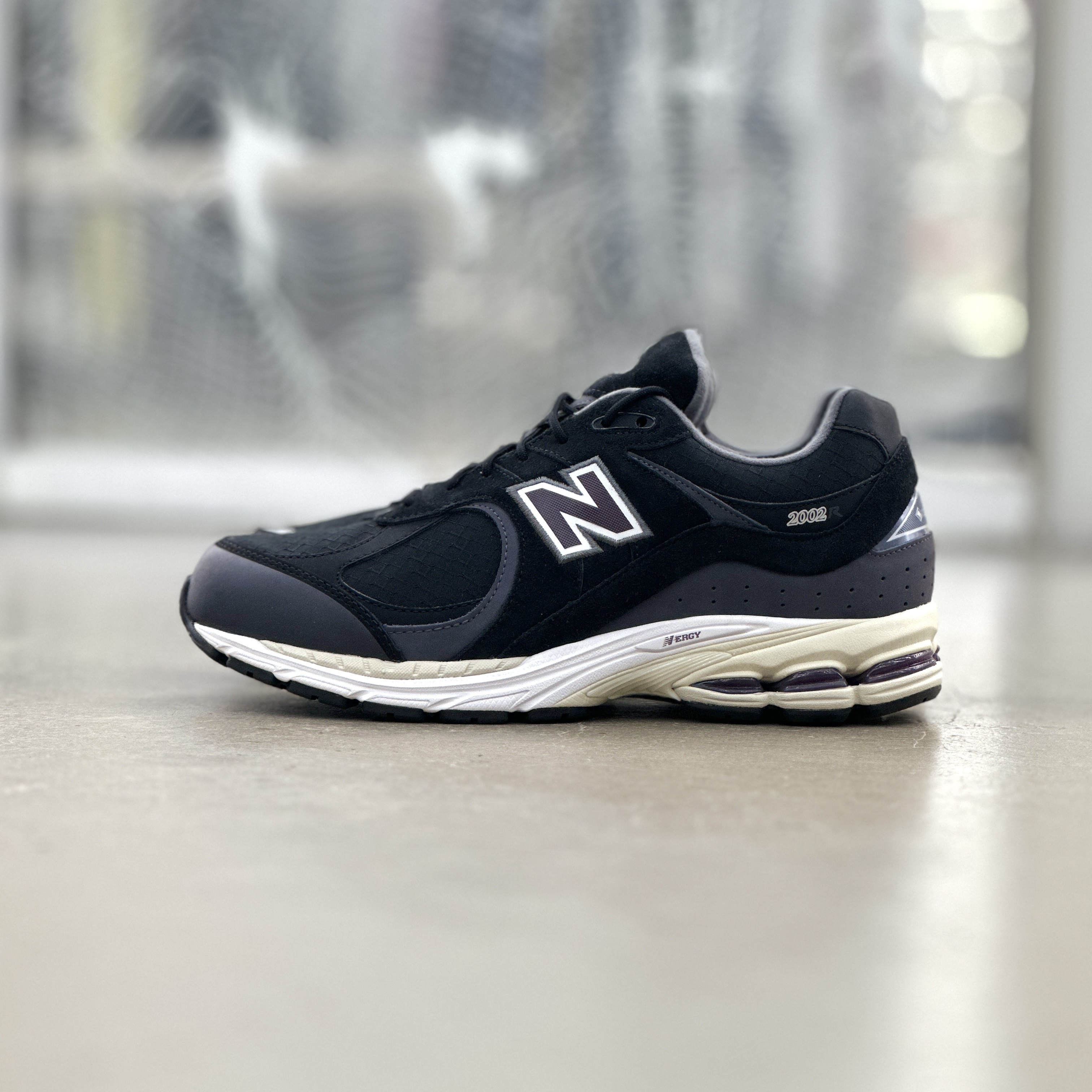 New Balance M2002RXT