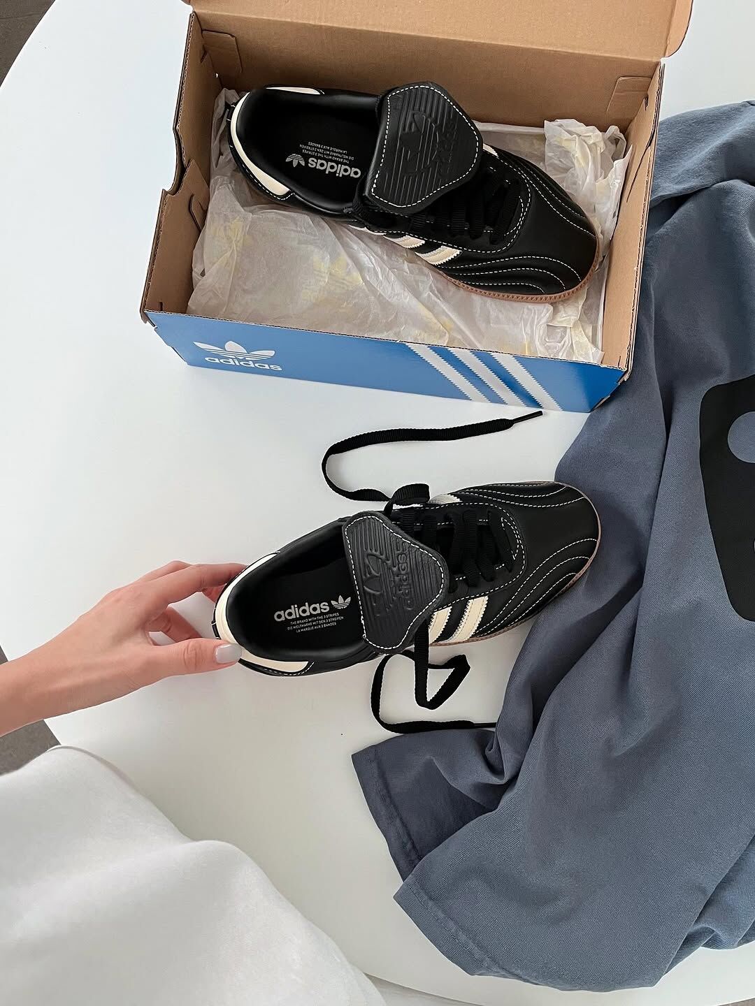 ADIDAS SAMBA LT 黑奶油 米白 外縫線 焦糖底 翻蓋鞋舌 男女鞋 JS3937 / 預購