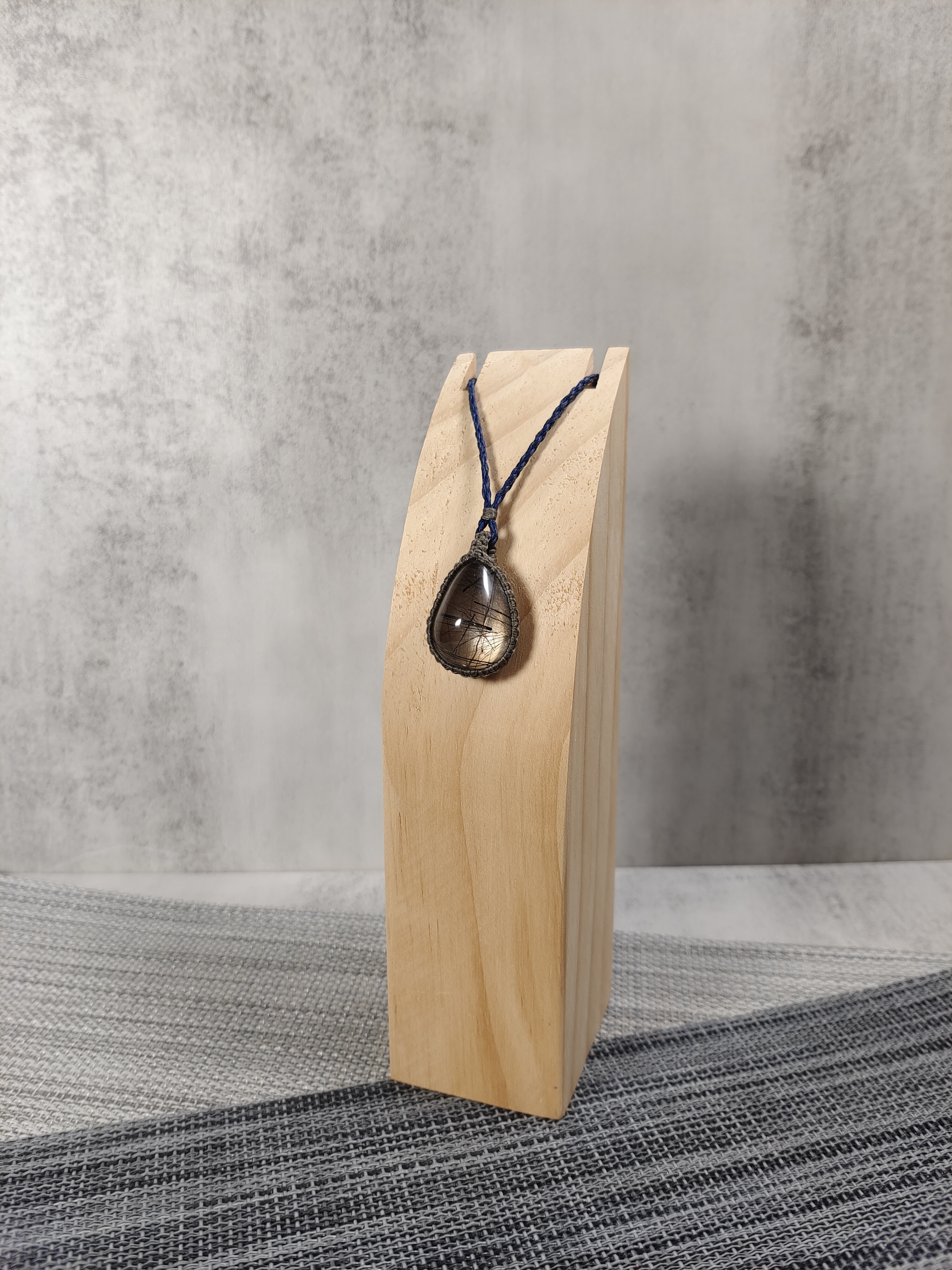 ✨黑髮晶 手織頸鏈