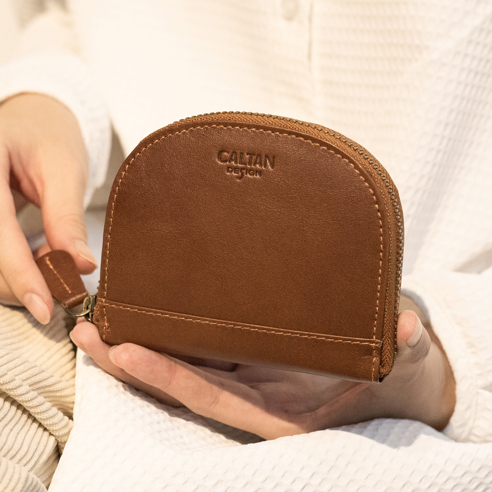 『新品上市』老爺有喜 真皮半圓零錢包(075072cd)