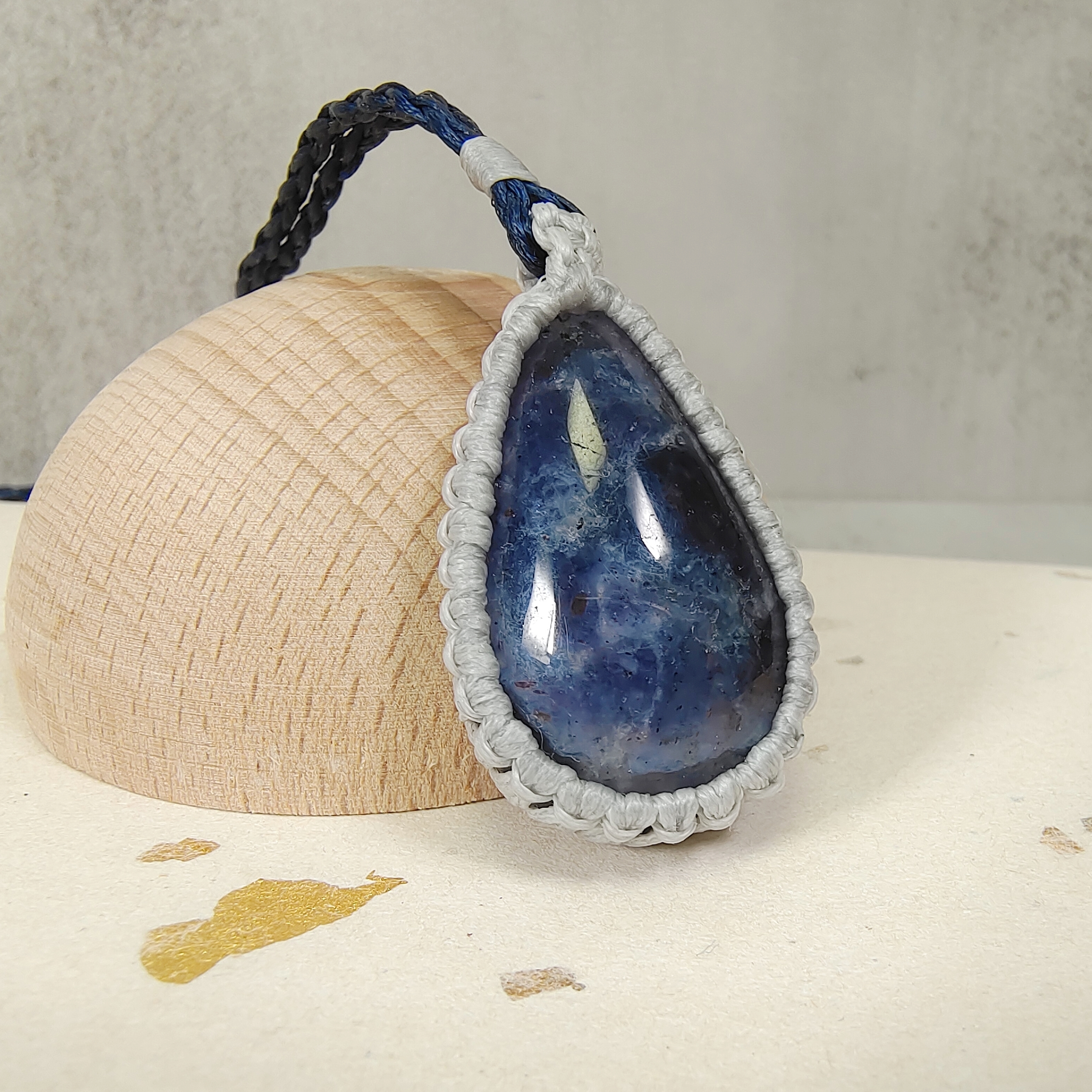 ✨堇青石 手織頸鏈