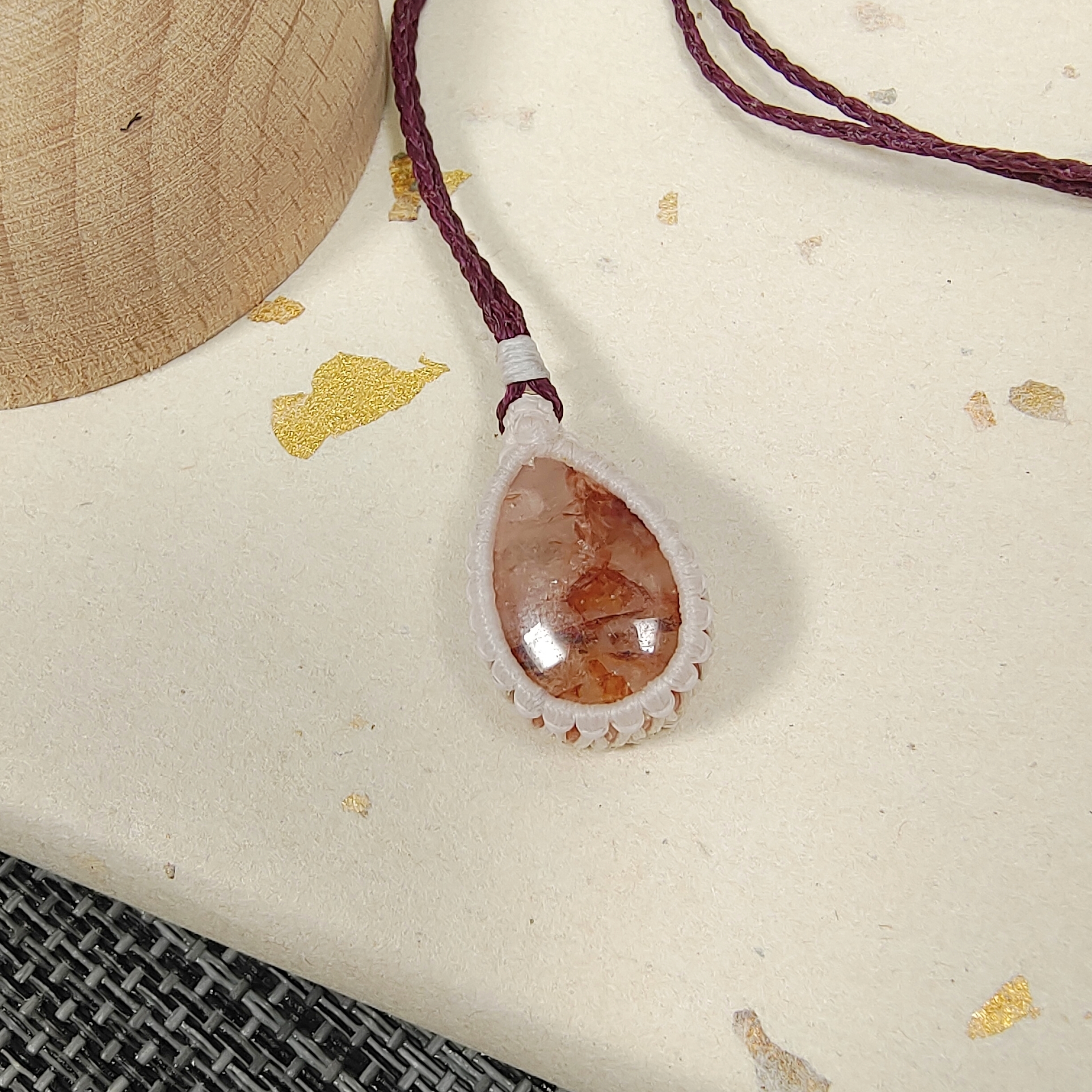 ✨紅膠花 手織頸鏈