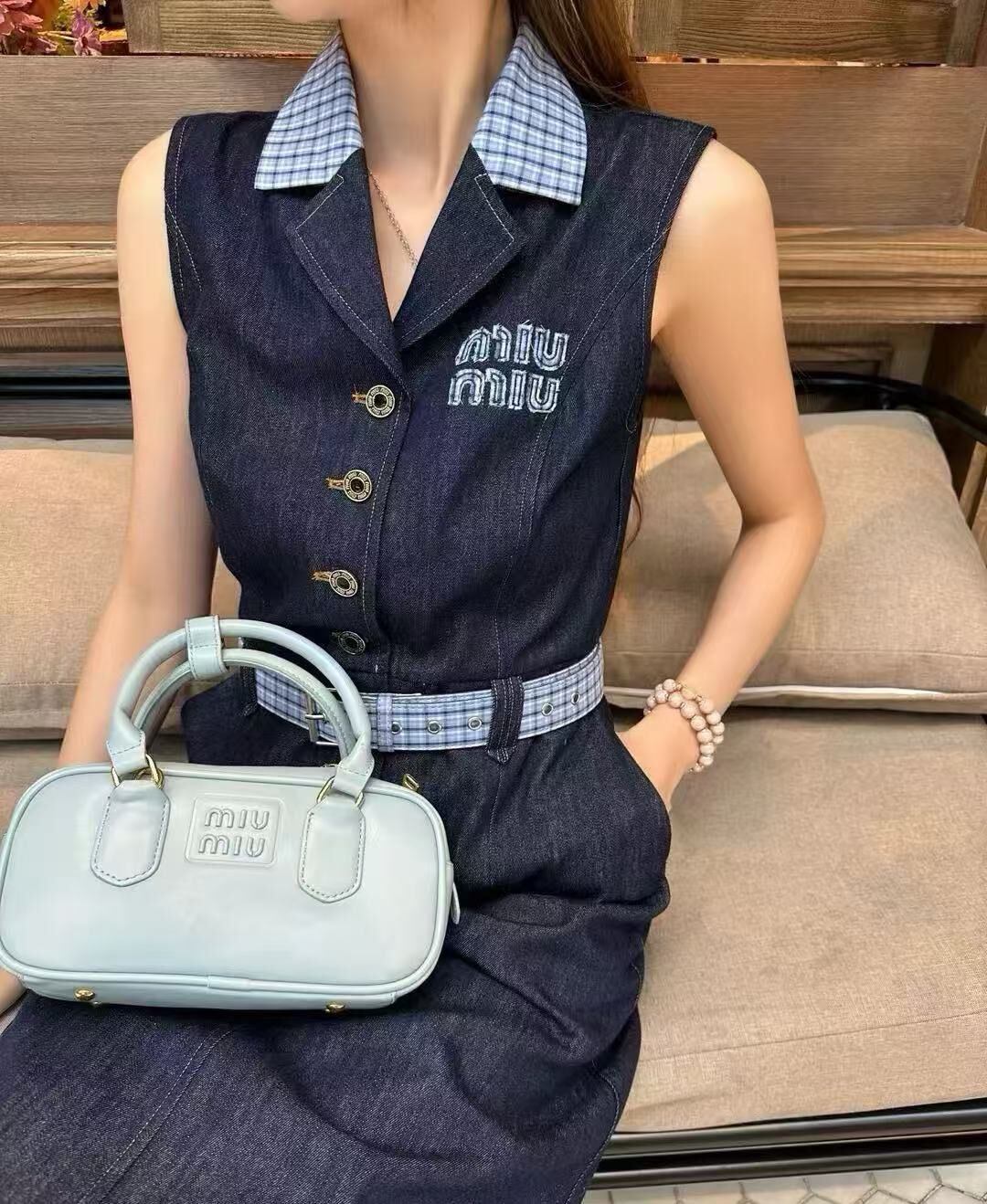 Miumiu新色保齡球包 冰川藍 -T