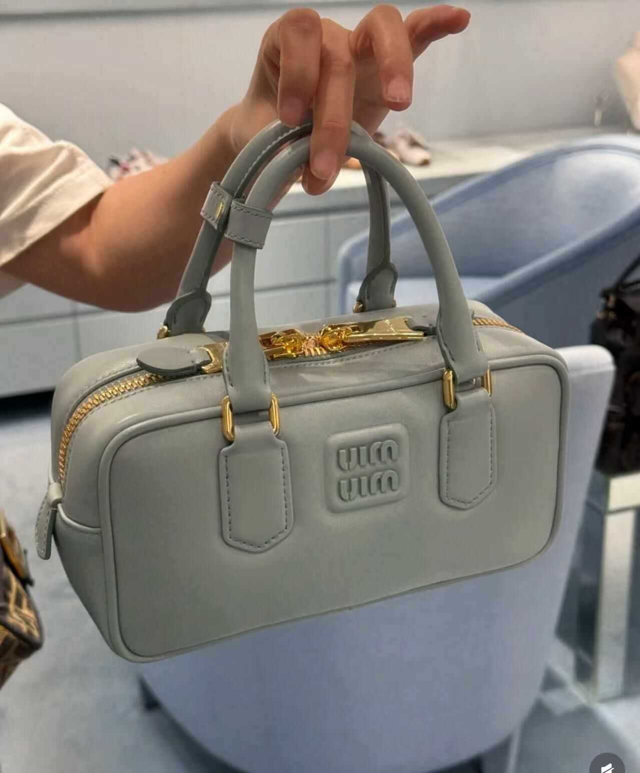 Miumiu新色保齡球包 冰川藍 -T