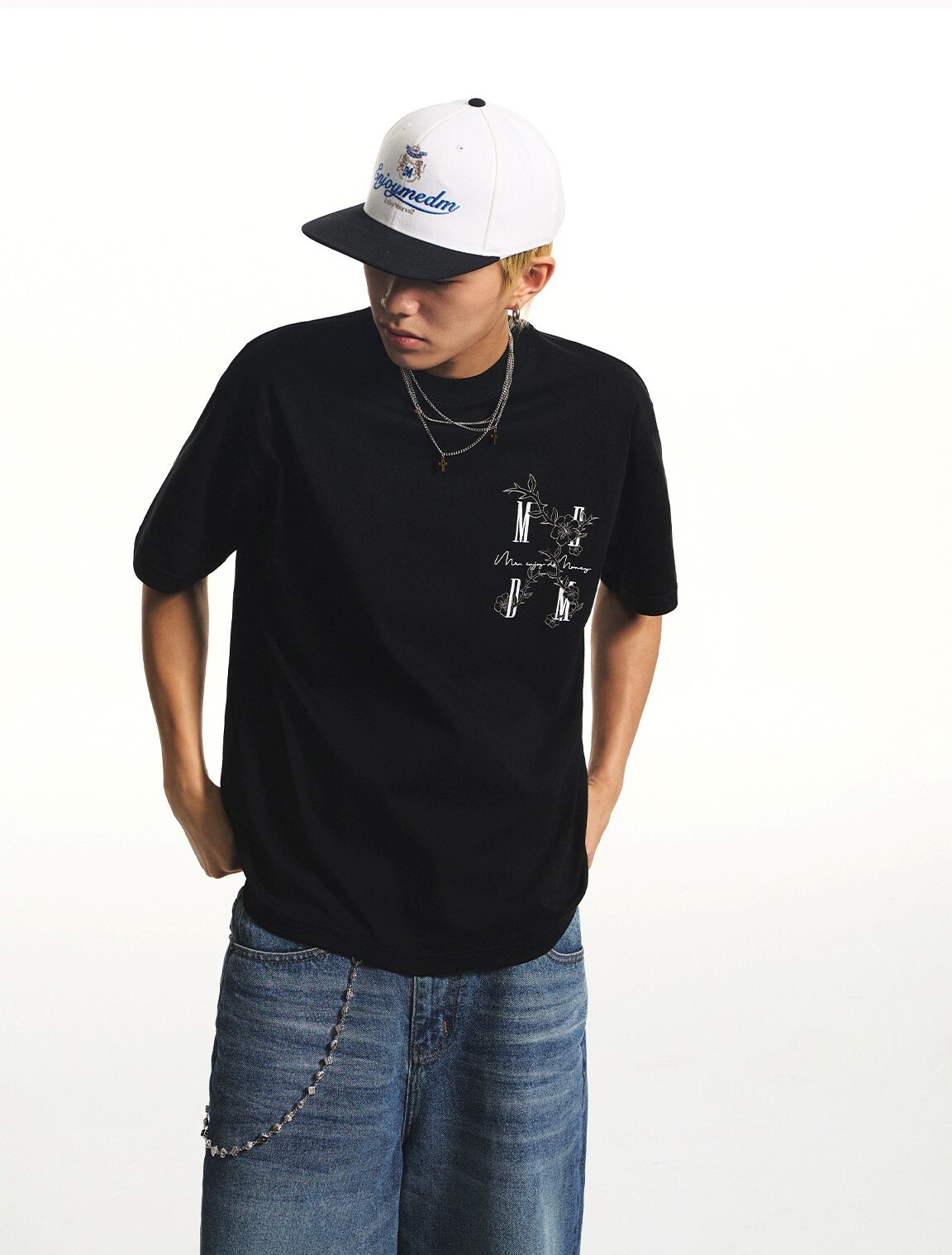 MEDM 花朵刺繡雙面Logo 防曬寬鬆 短袖 T